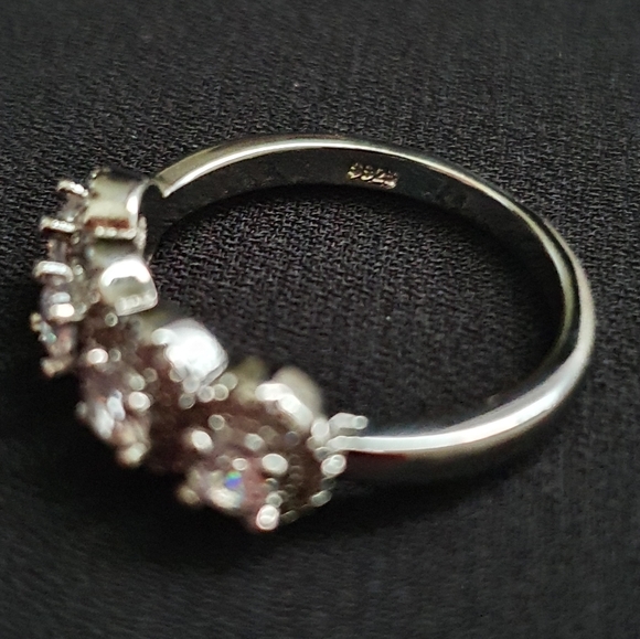 Charm Silver Round Diamonds Ring - Picture 4 of 4